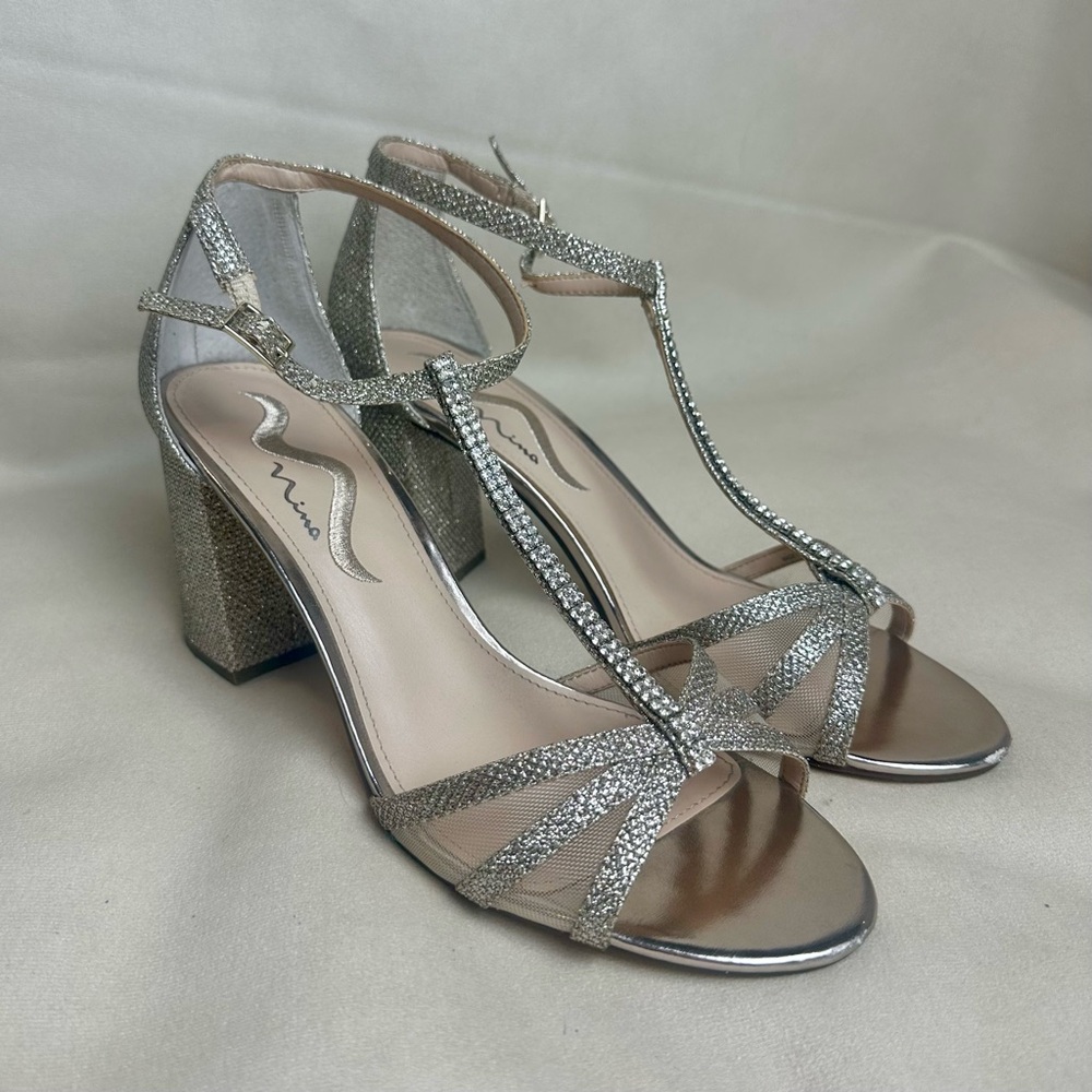 NINA-HAVIVA SANDAL Gold Metallic Size 9